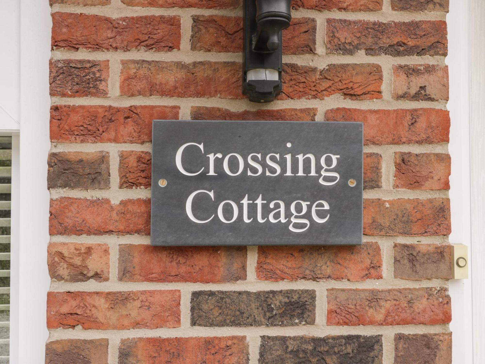 Crossing Cottage Whitby Bagian luar foto